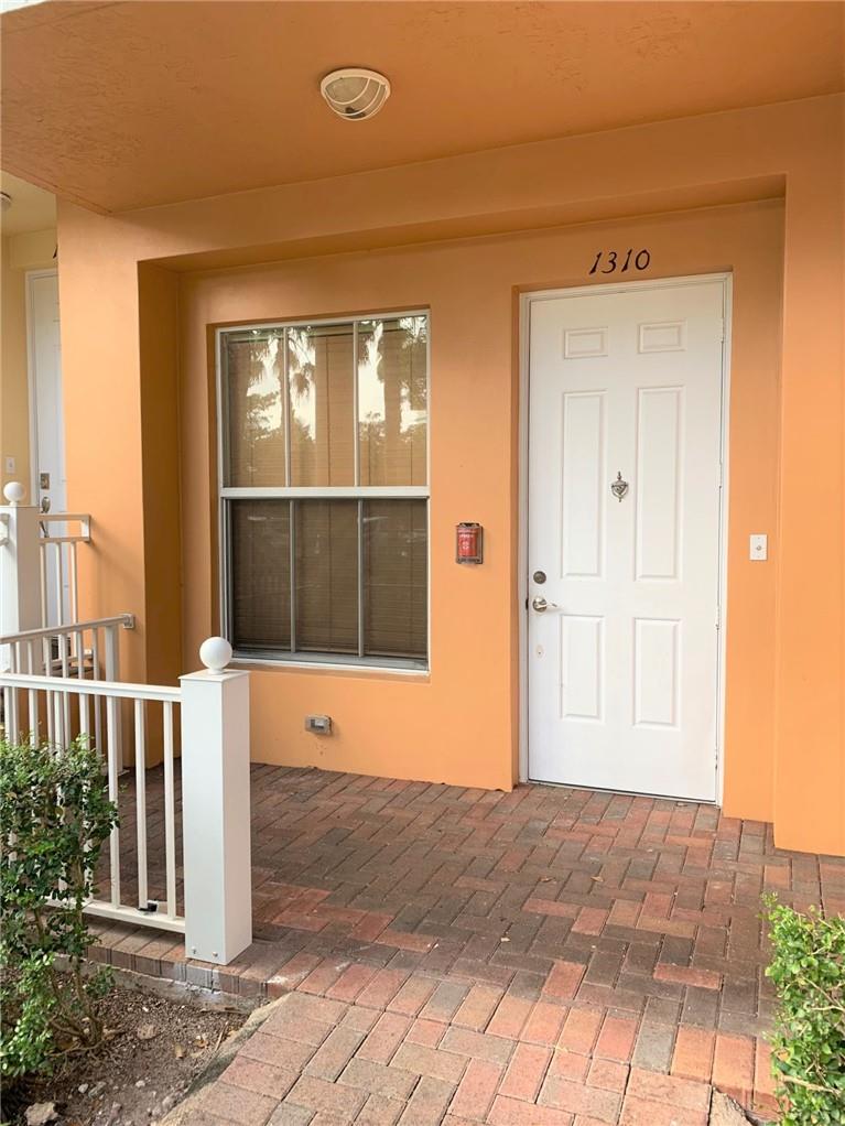 Village At Sailboat Bend