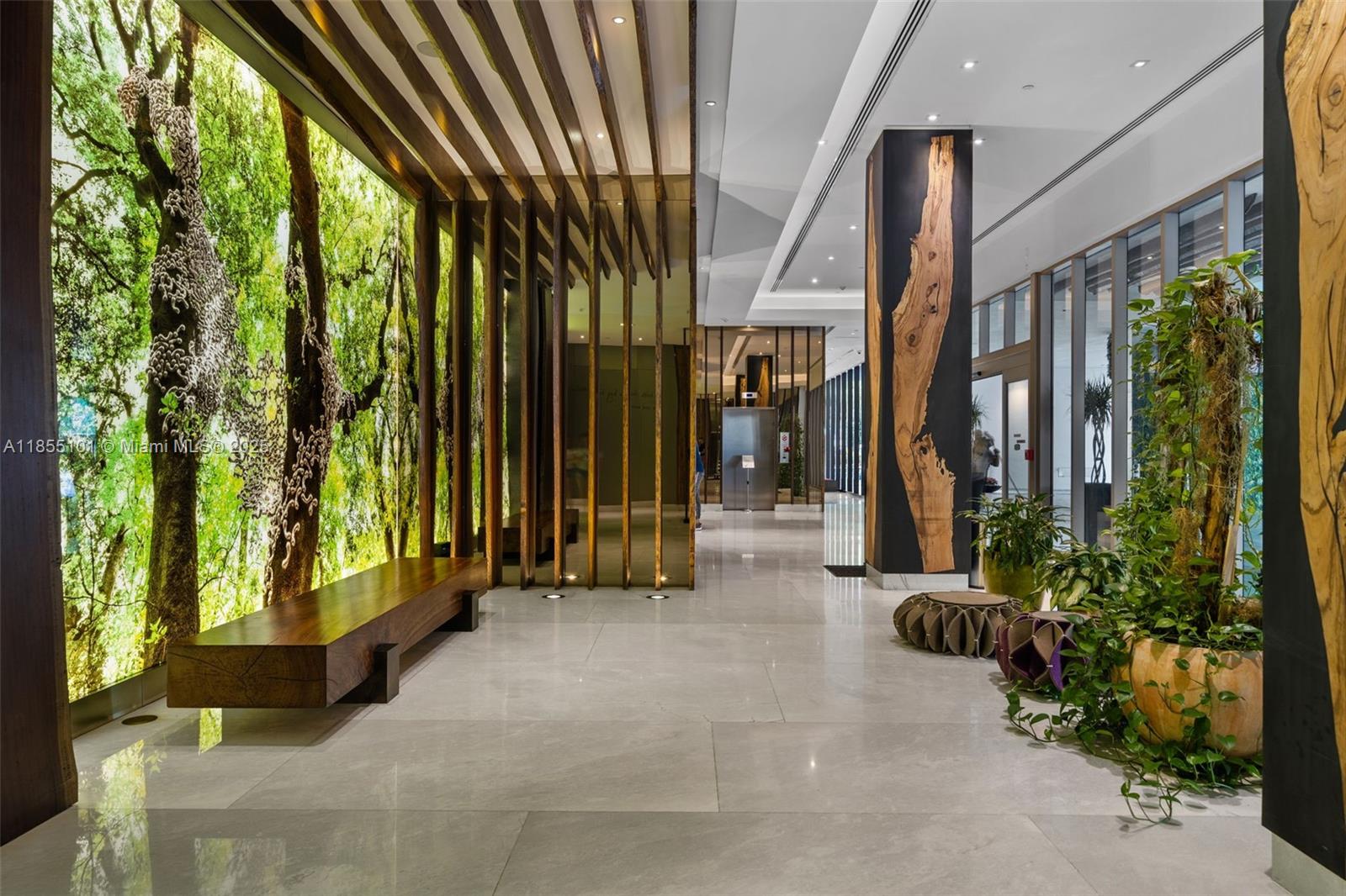 Apartamento para Alugar em Miami, FL