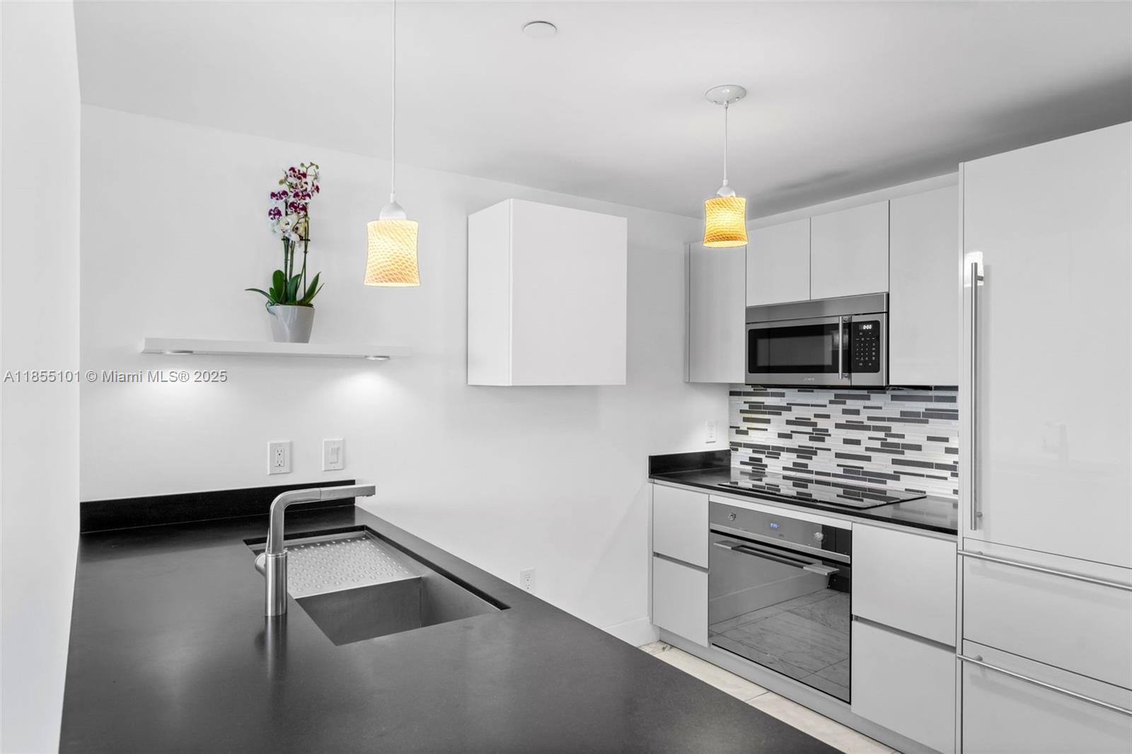 Property photo # 3