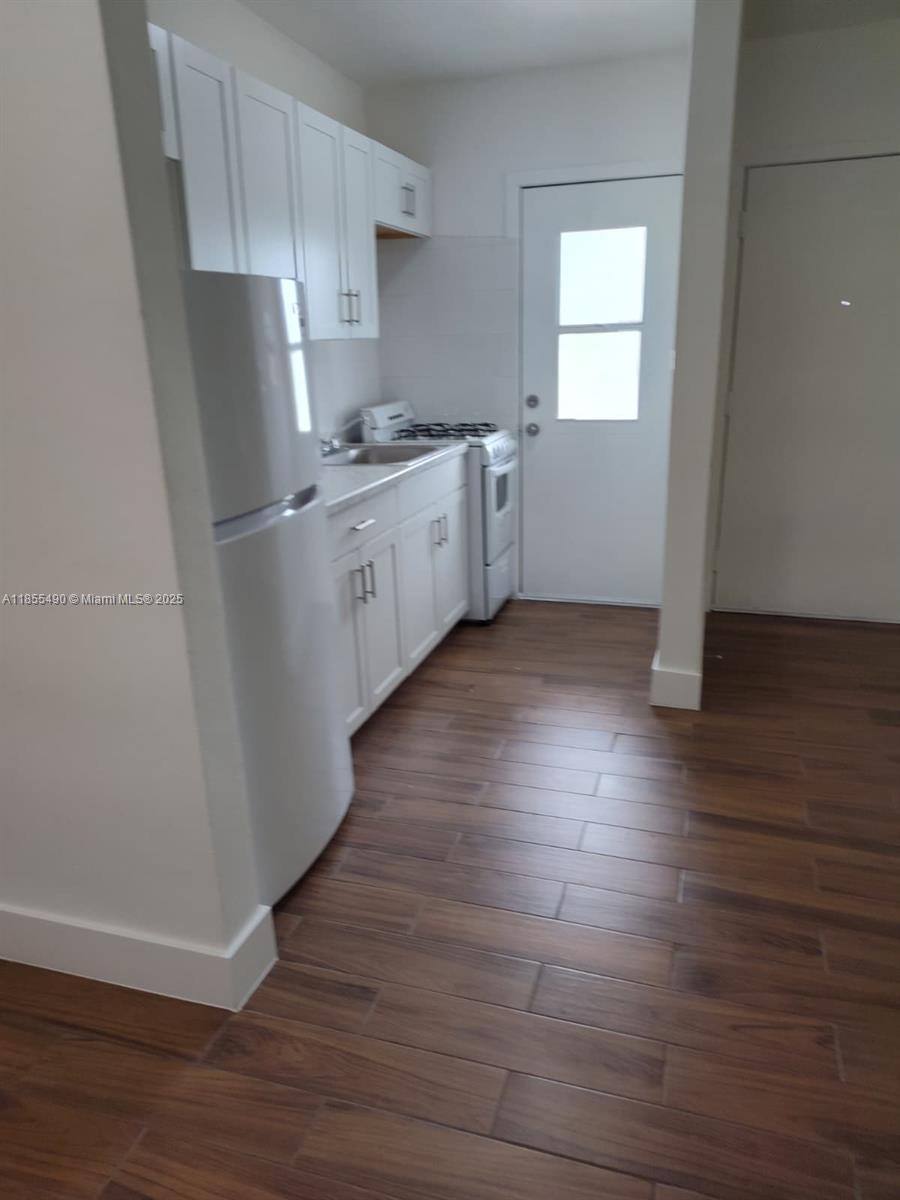 Property photo # 0