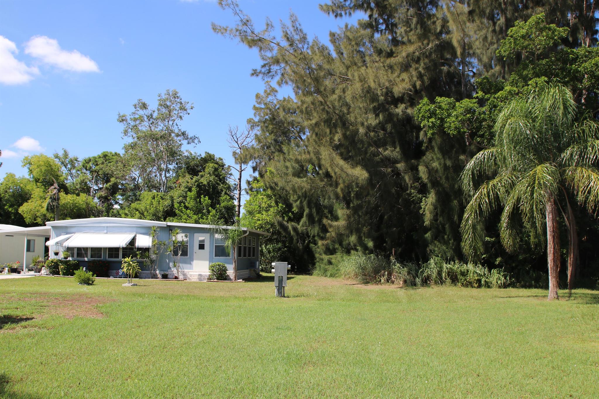 Homes for sale in Port St Lucie, FL | 6 Angelita, Port St Lucie, FL 34952 | MLS# R11114158