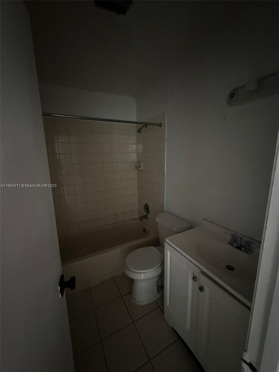 Property photo # 9