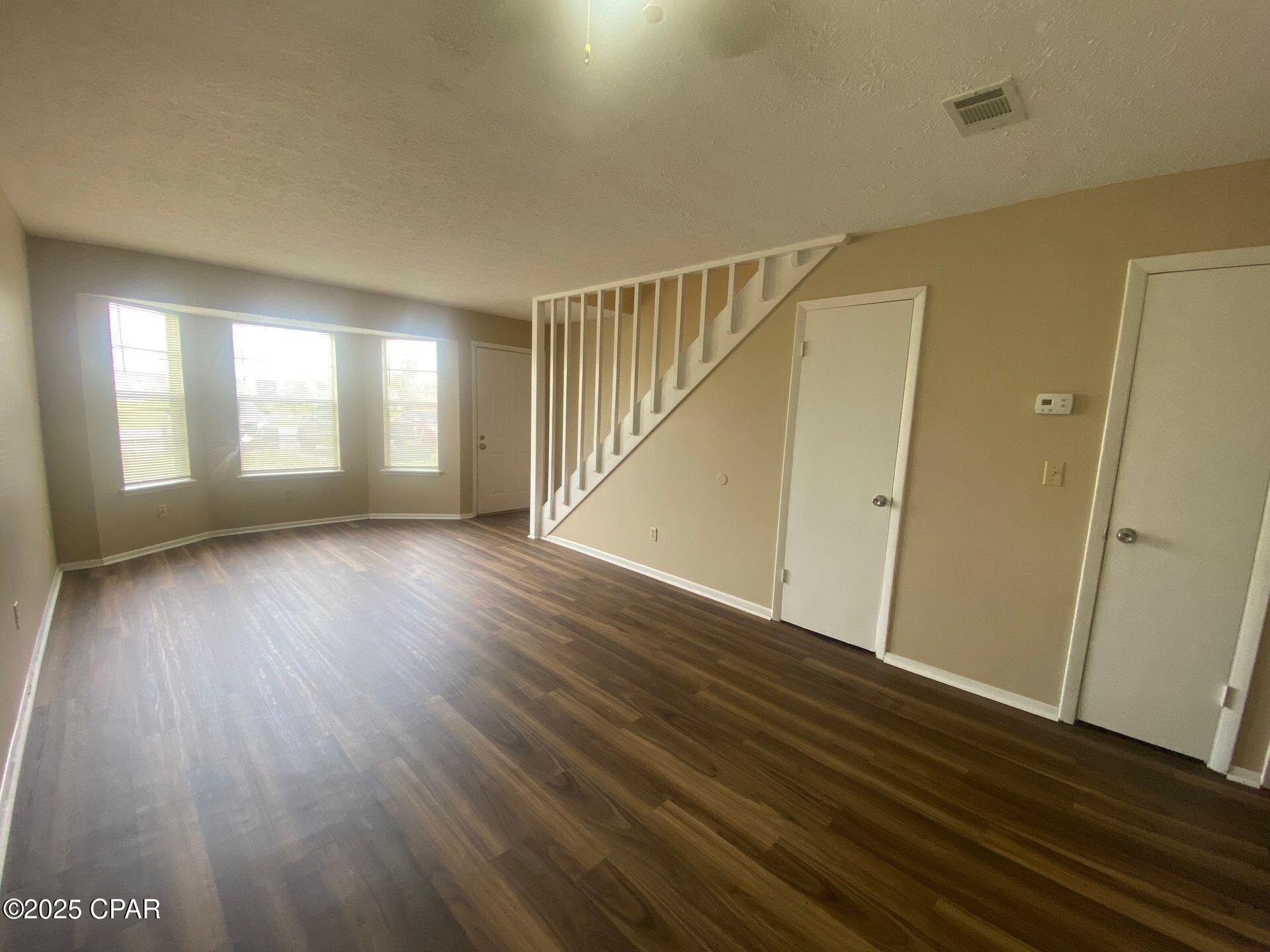 Image 2 For 289 Sukoshi Drive B