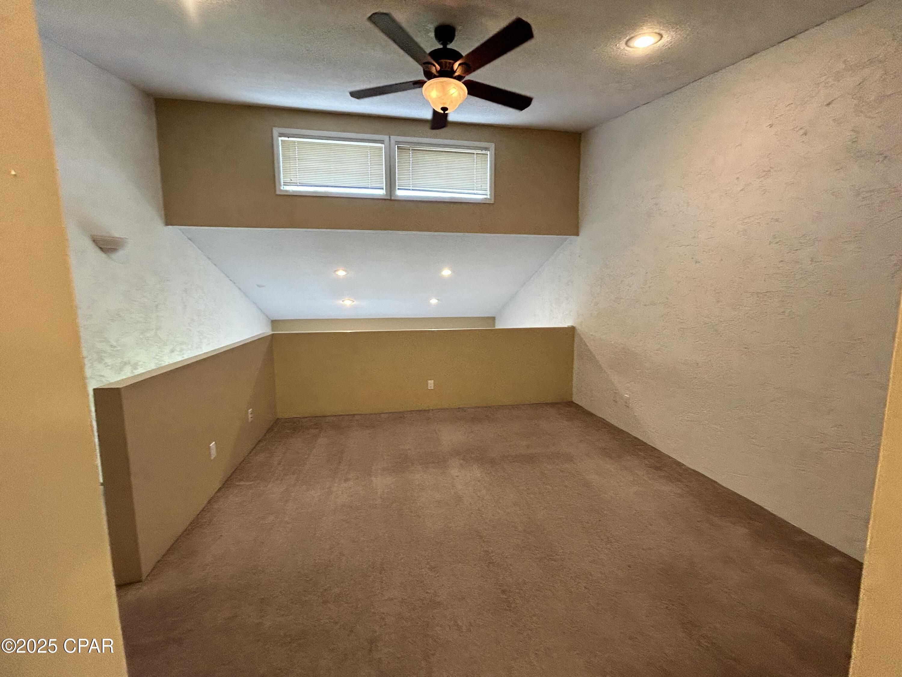 Image 6 For 6901 Lagoon Drive 43