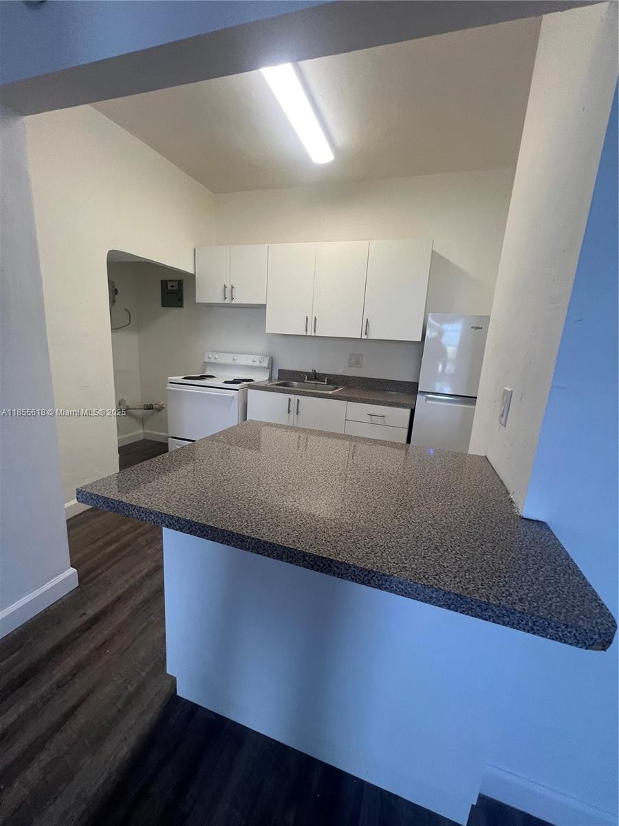 Property photo # 6