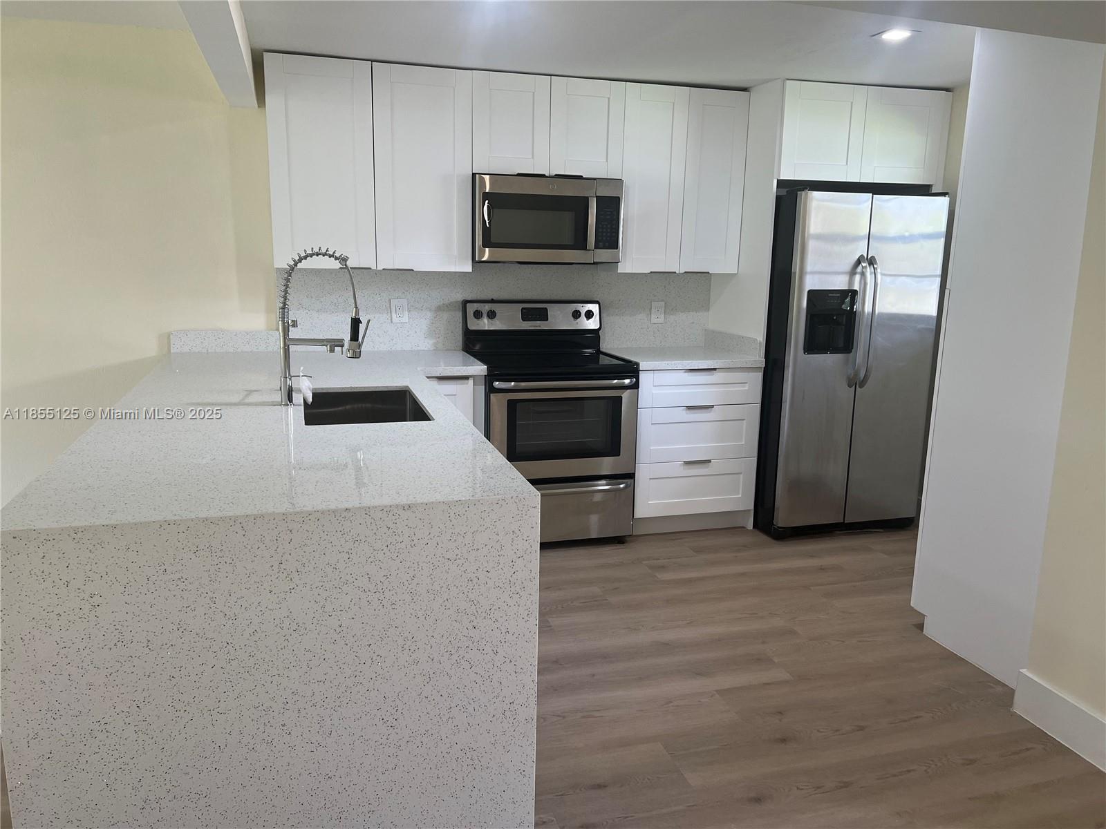 Property photo # 7