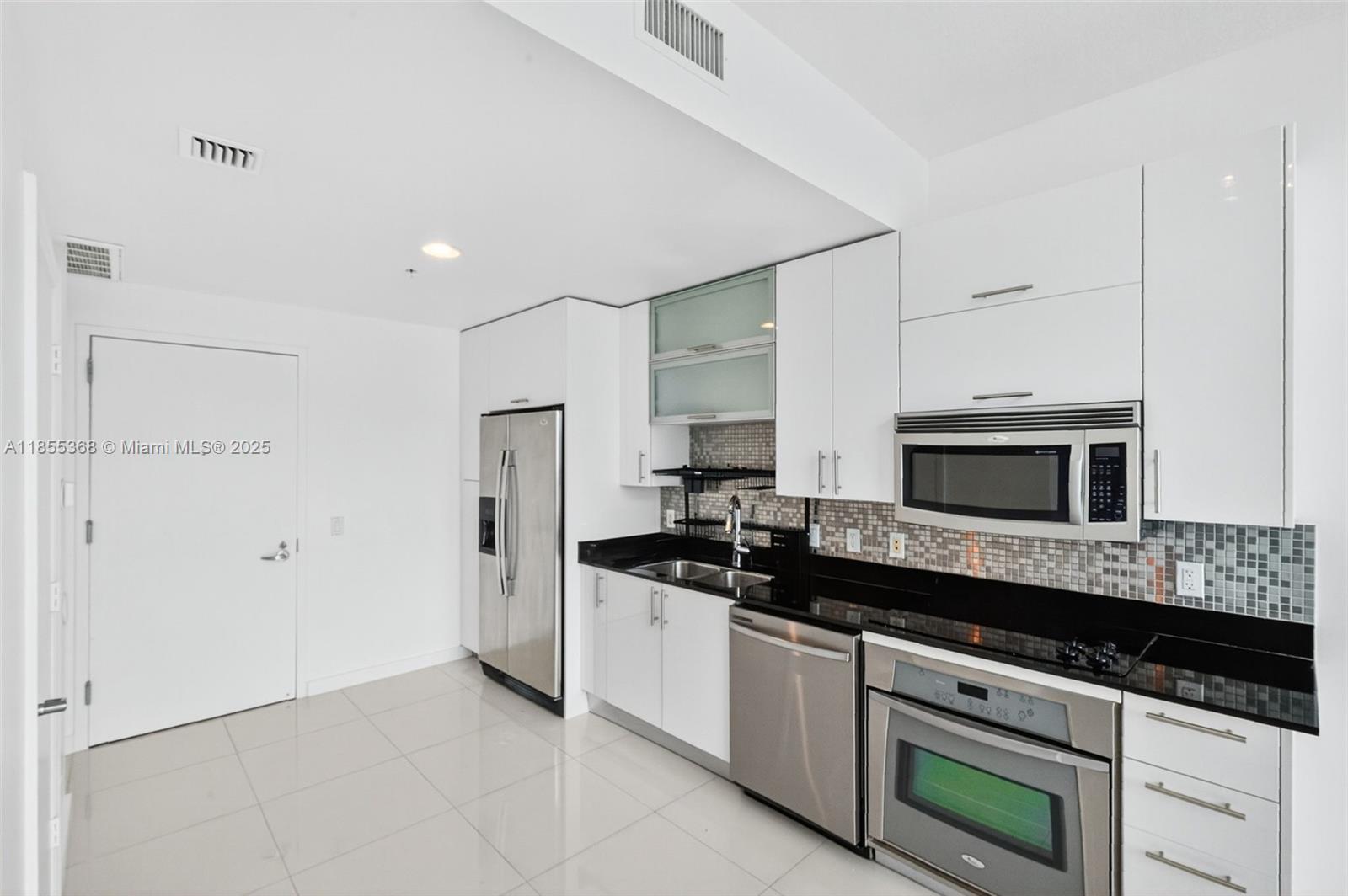 60 SW 13th St #3209, Miami FL 33130