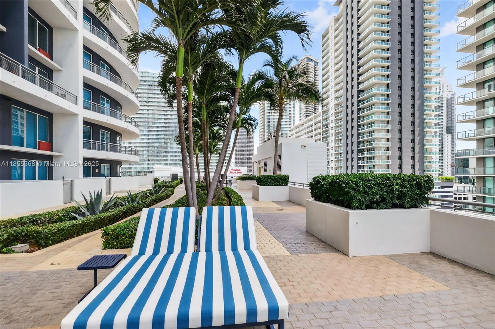 60 SW 13th St #3209, Miami FL 33130