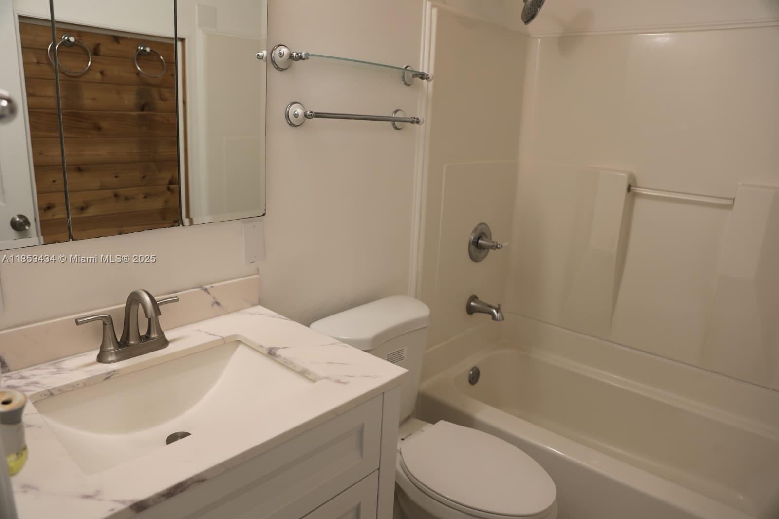 Property photo # 4