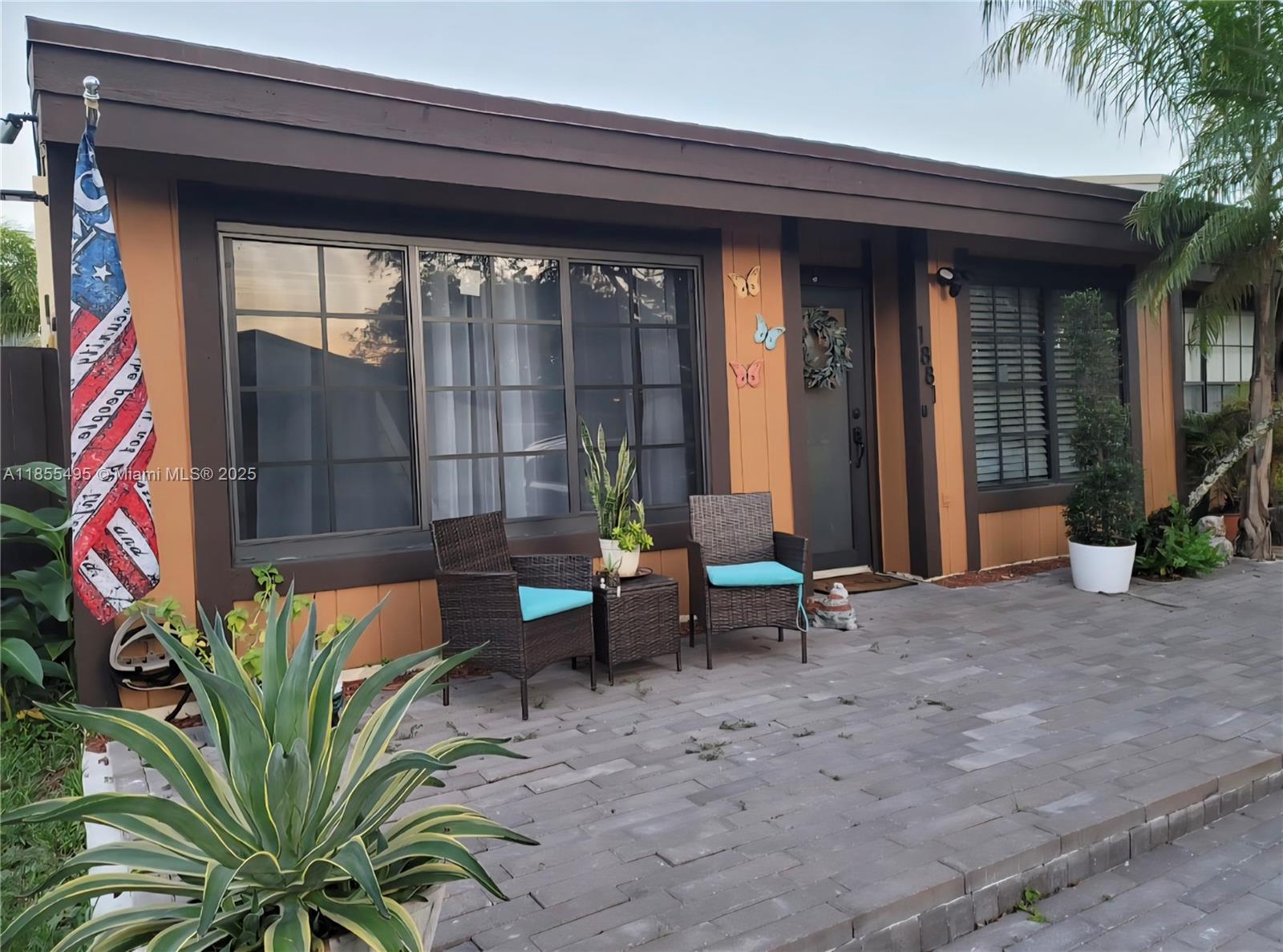 Property photo # 0