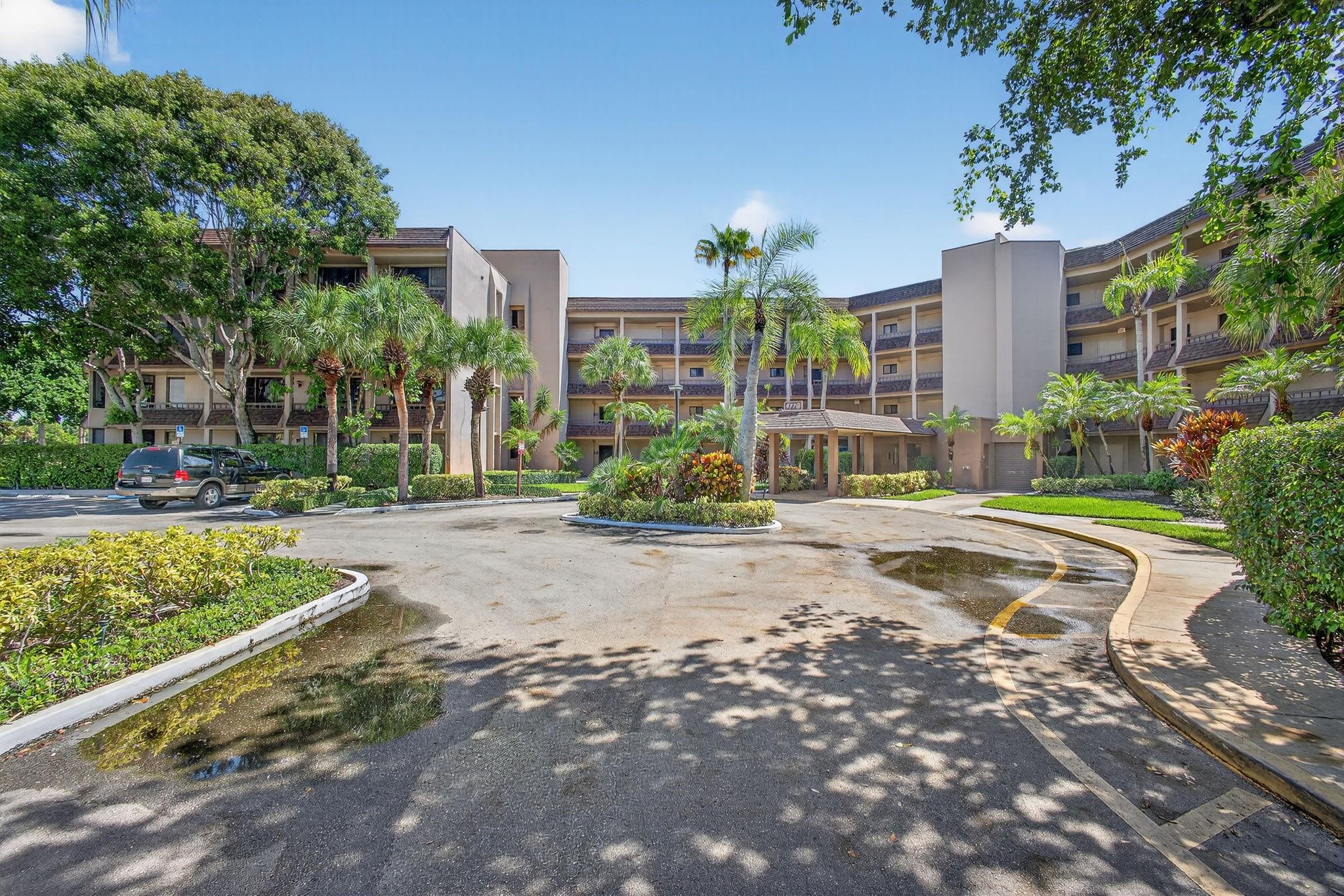 Fountains Palm Beach Cond