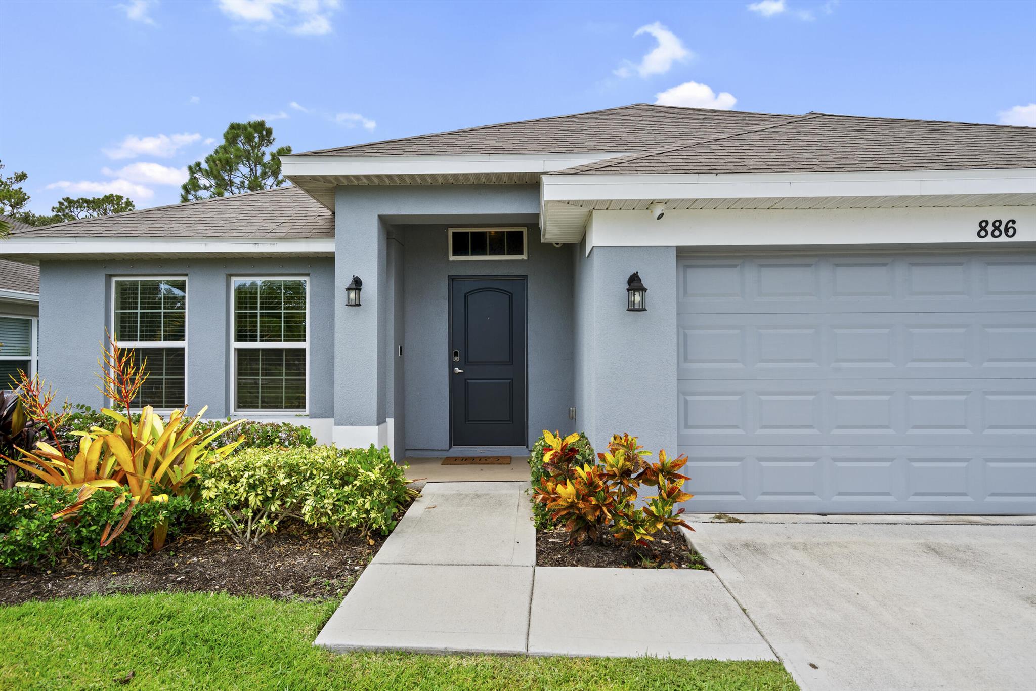 Homes for sale in Port St Lucie, FL | 886 Ne Whistling Duck Way, Port St Lucie, FL 34983 | MLS# R11114248