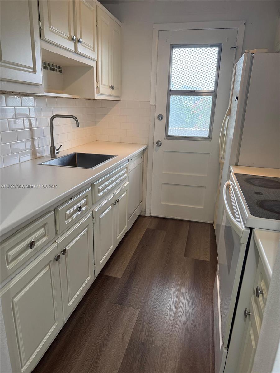Property photo # 6
