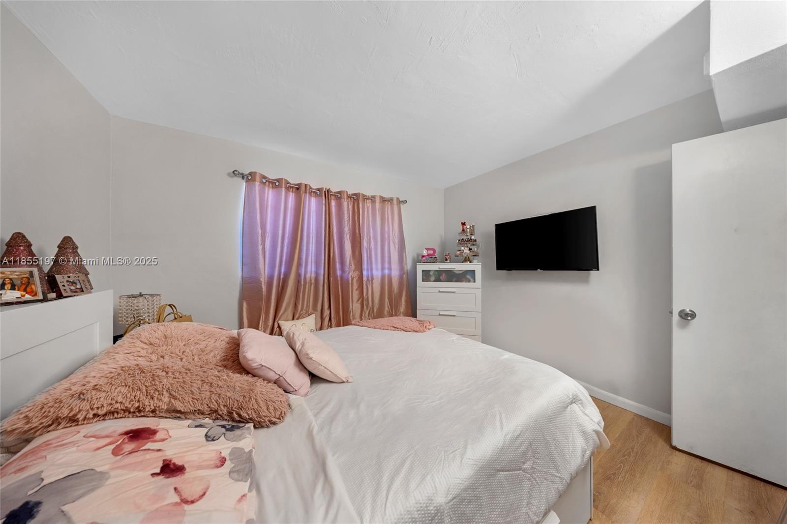 Property photo # 5