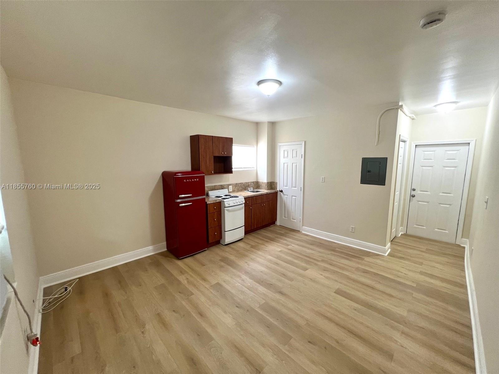 Property photo # 3