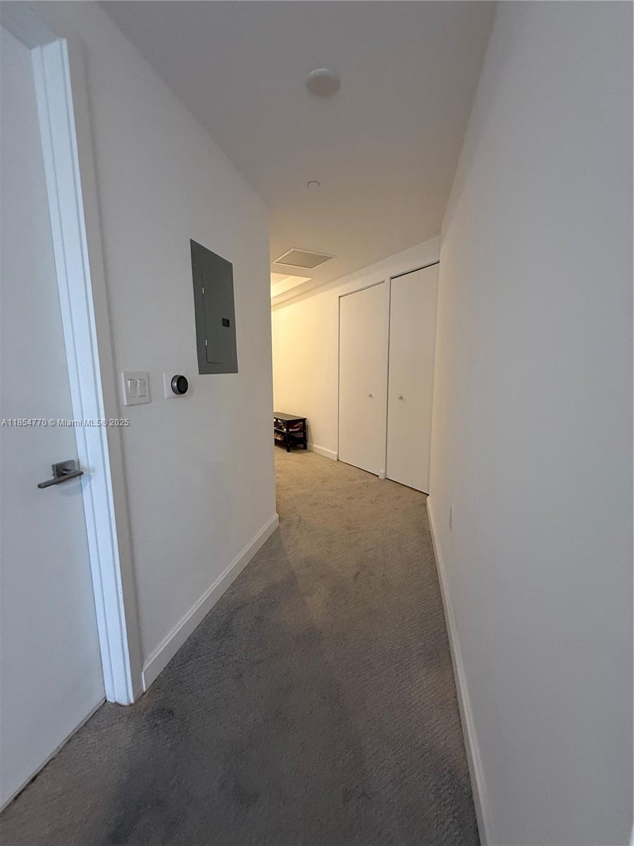 45 SW 9th St #3001, Miami FL 33130