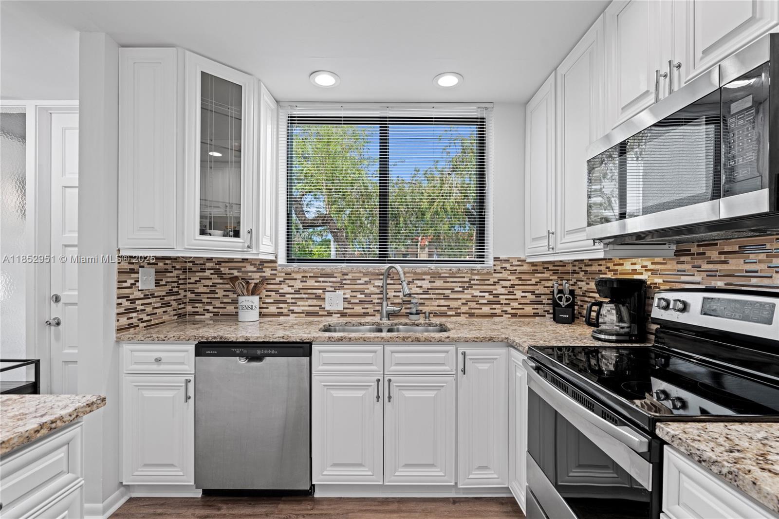 Property photo # 2