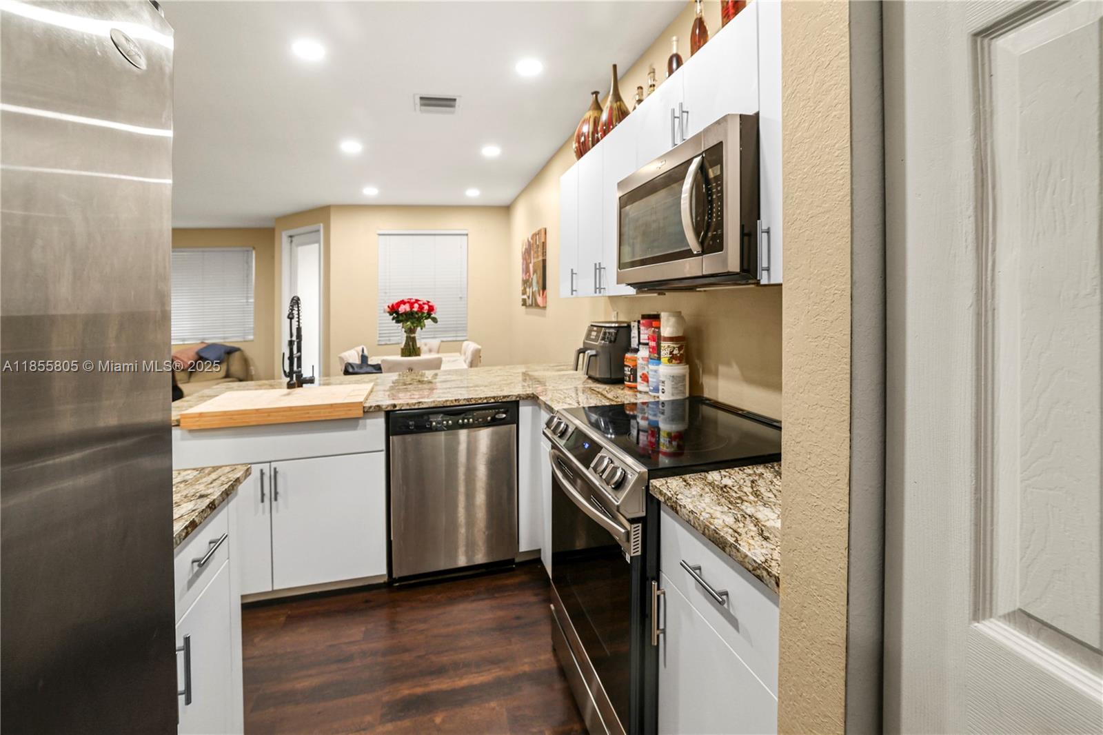 Property photo # 4