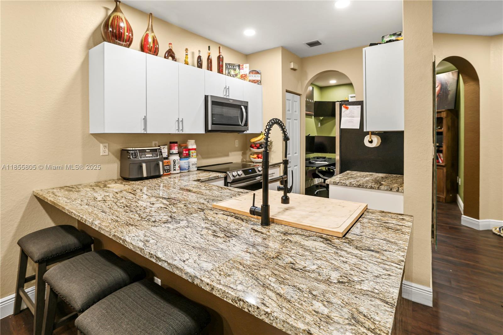 Property photo # 7