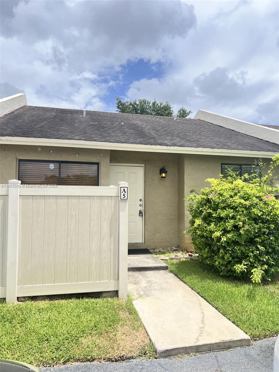 Property photo # 0