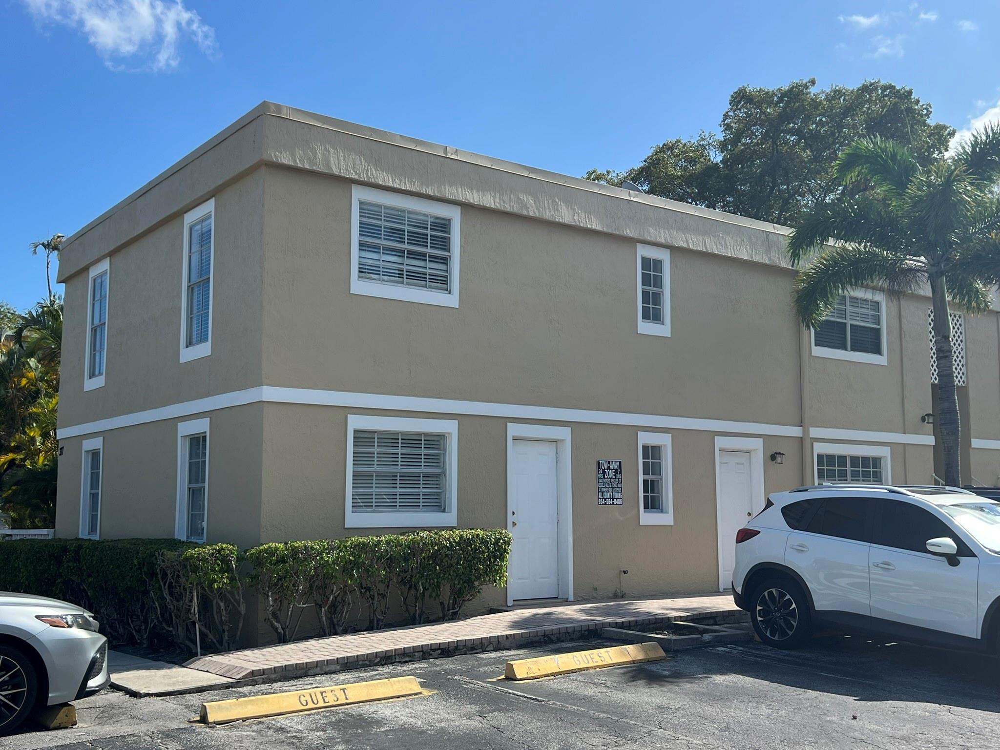 317 SE 11th Ave D #D Pompano Beach FL