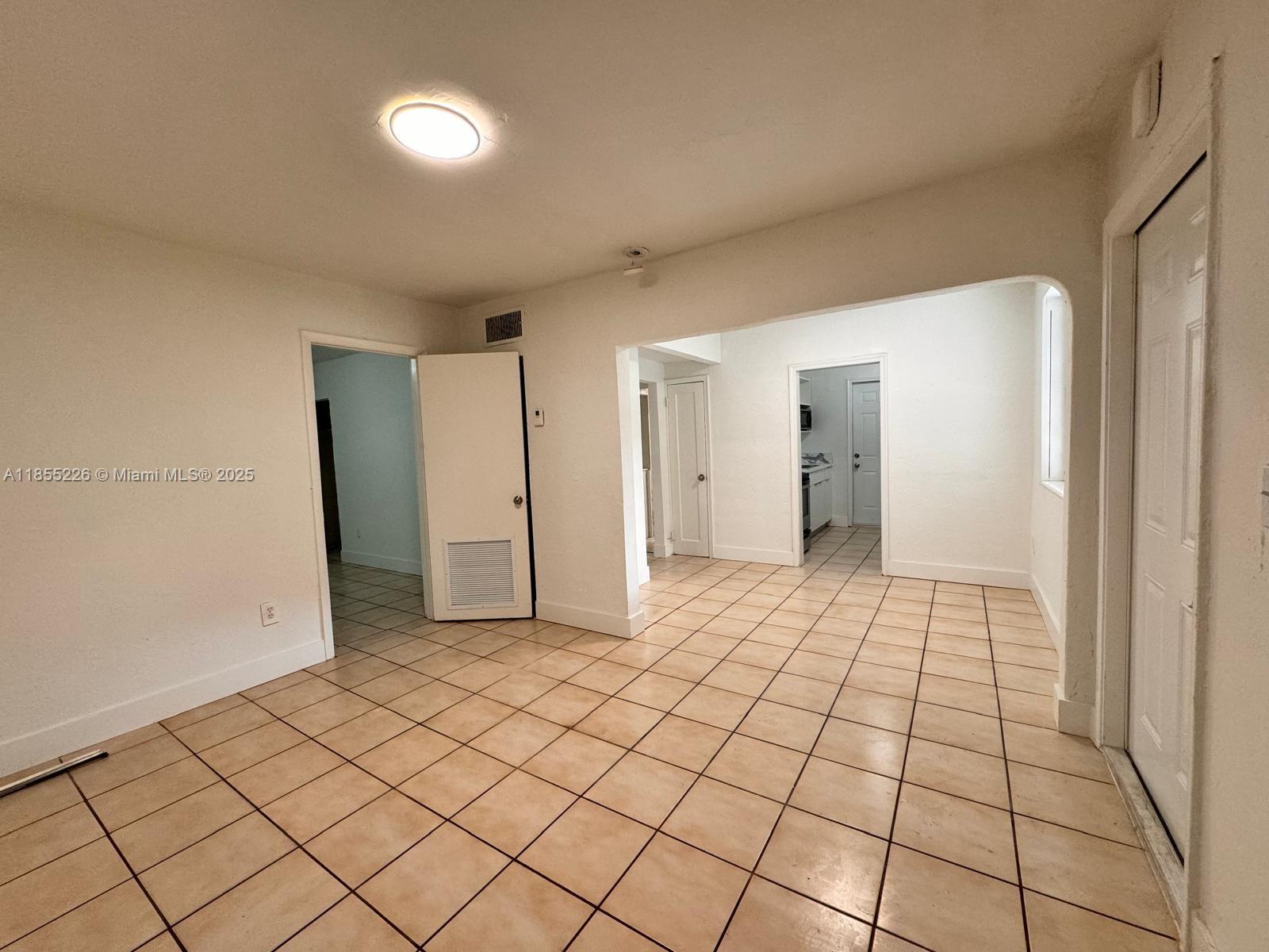 Property photo # 6