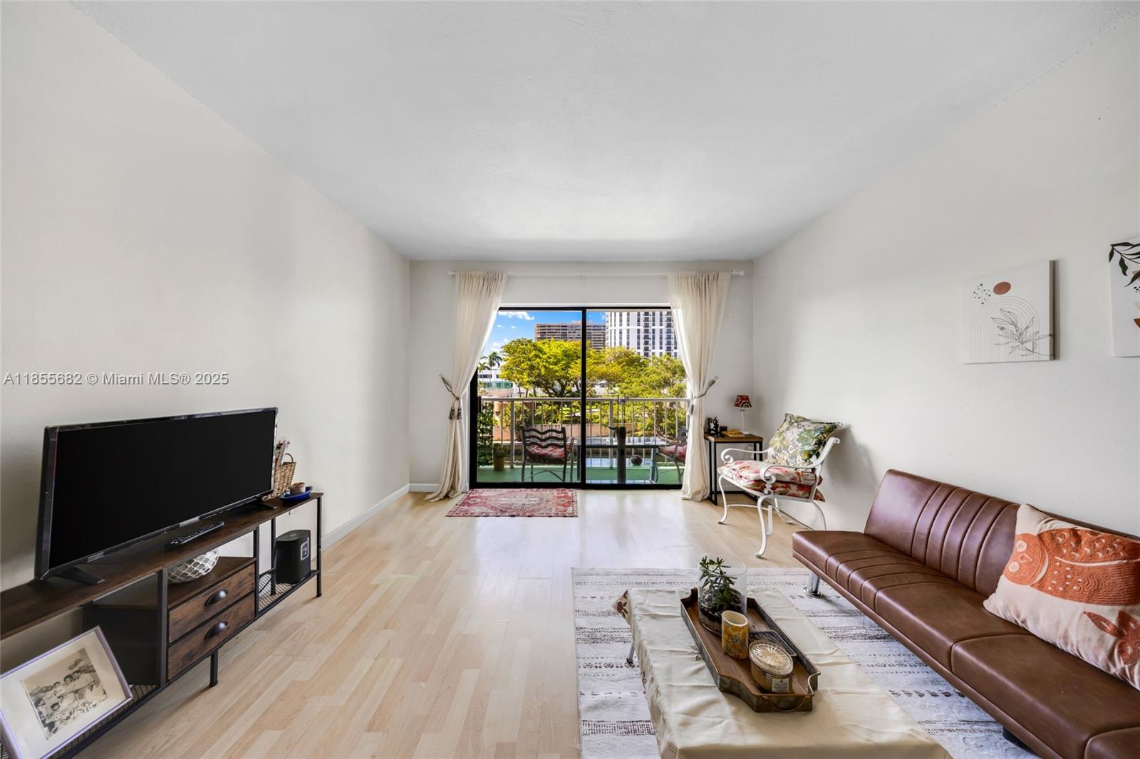 Property photo # 7