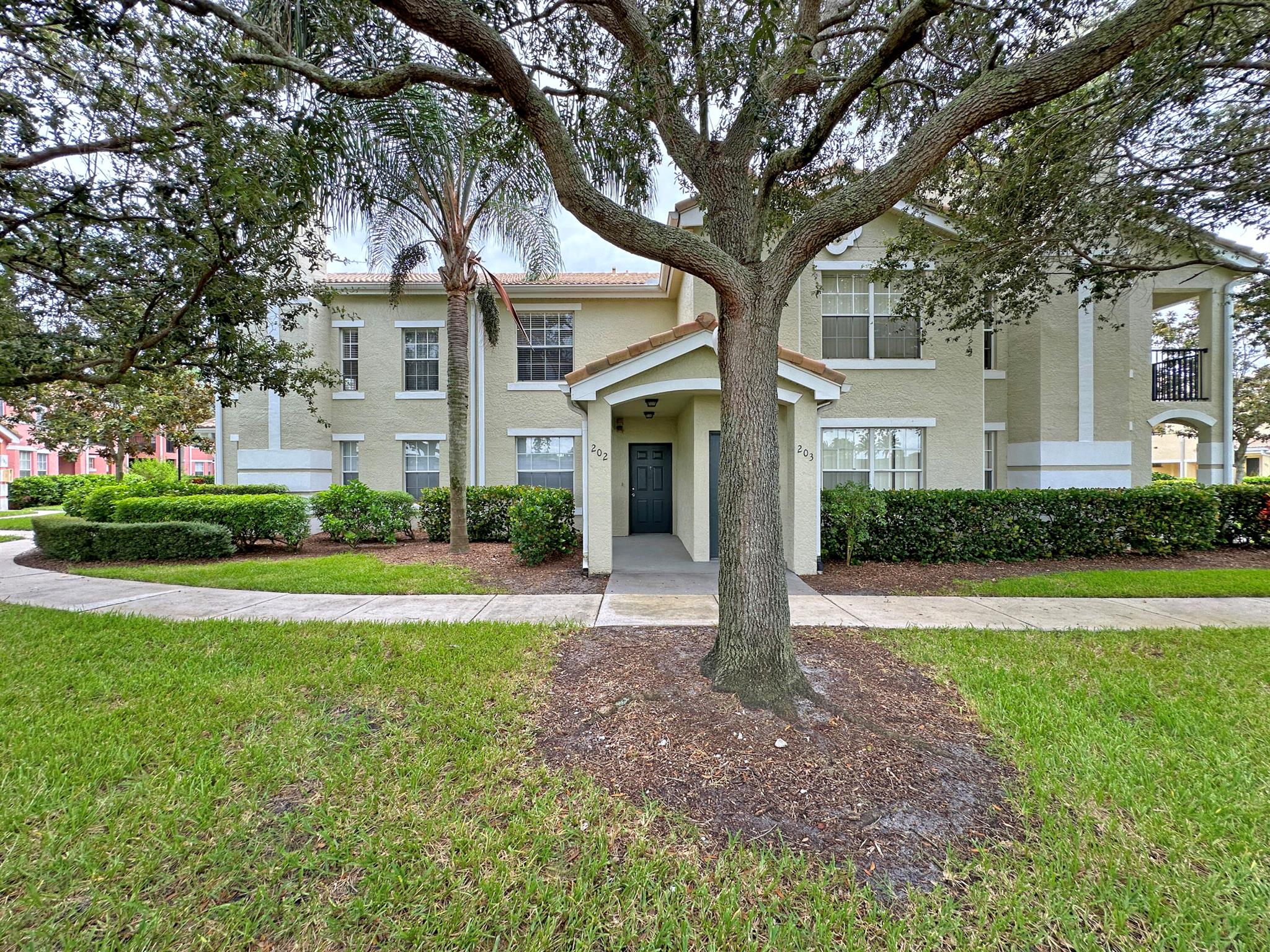 Homes for sale in Port St Lucie, FL | 166 Sw Peacock Boulevard #34-202, Port St Lucie, FL 34986 | MLS# R11114351
