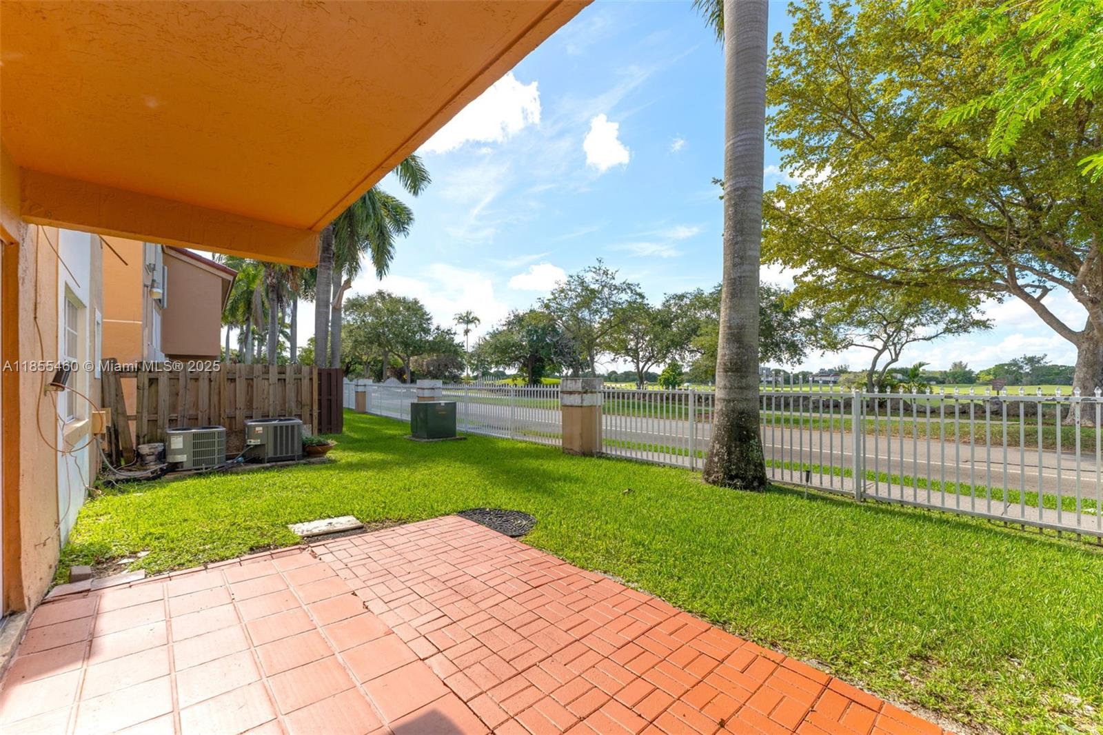 Property photo # 4