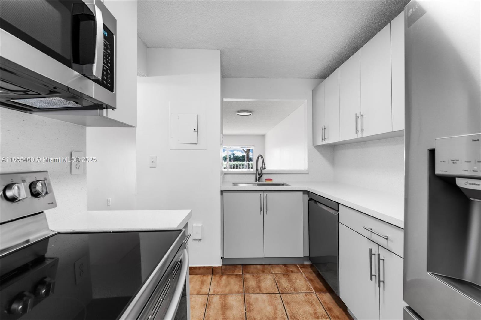 Property photo # 3