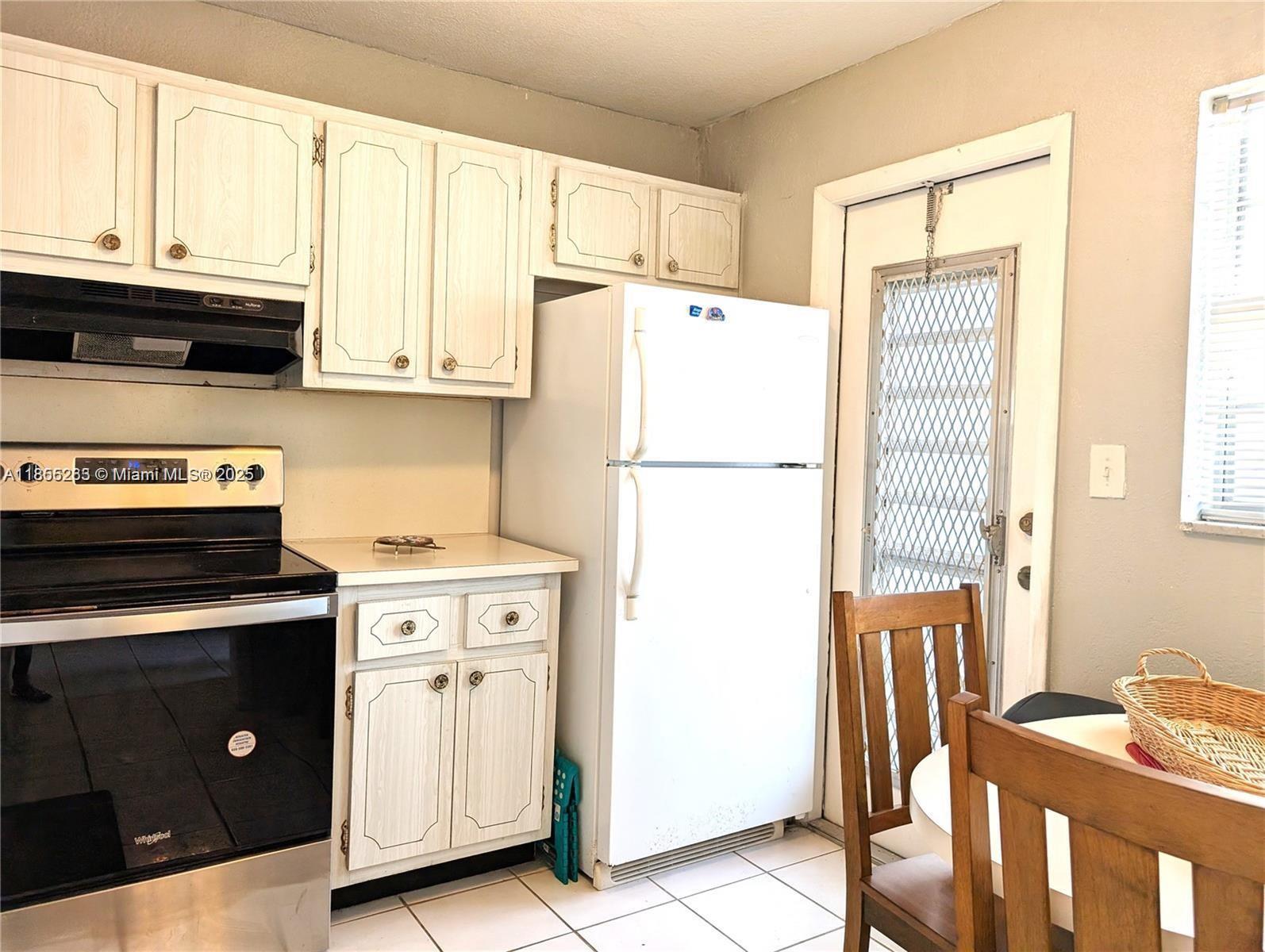 Property photo # 7