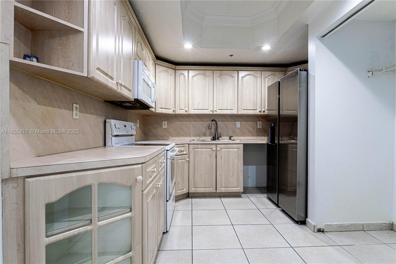 Property photo # 8