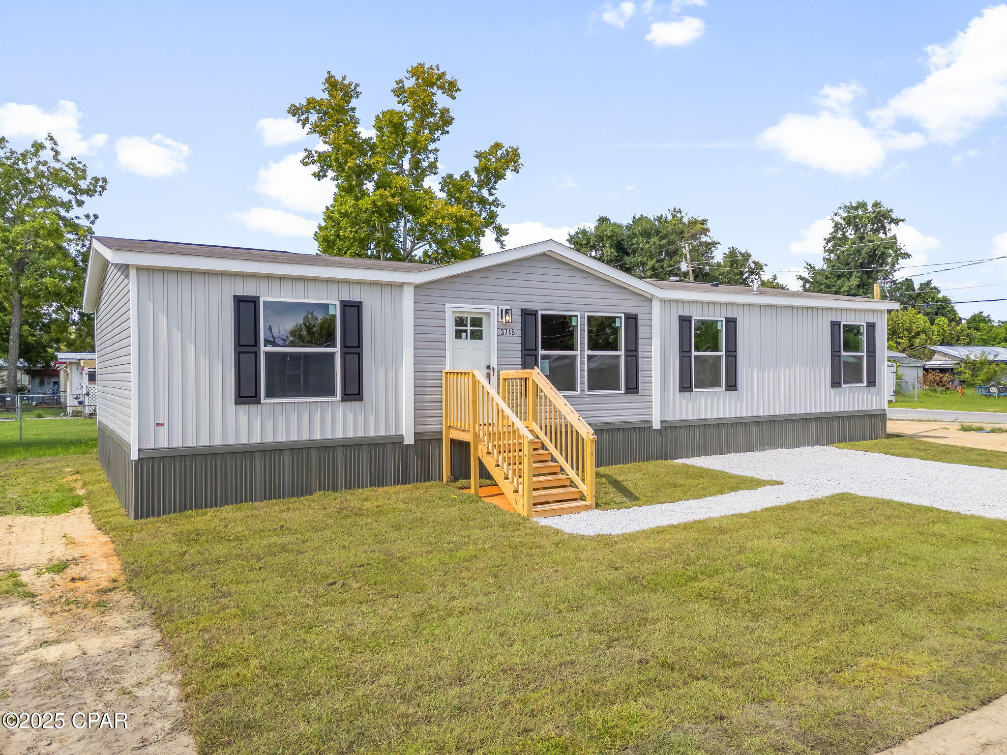 Image 3 For 3715 4th Street Street