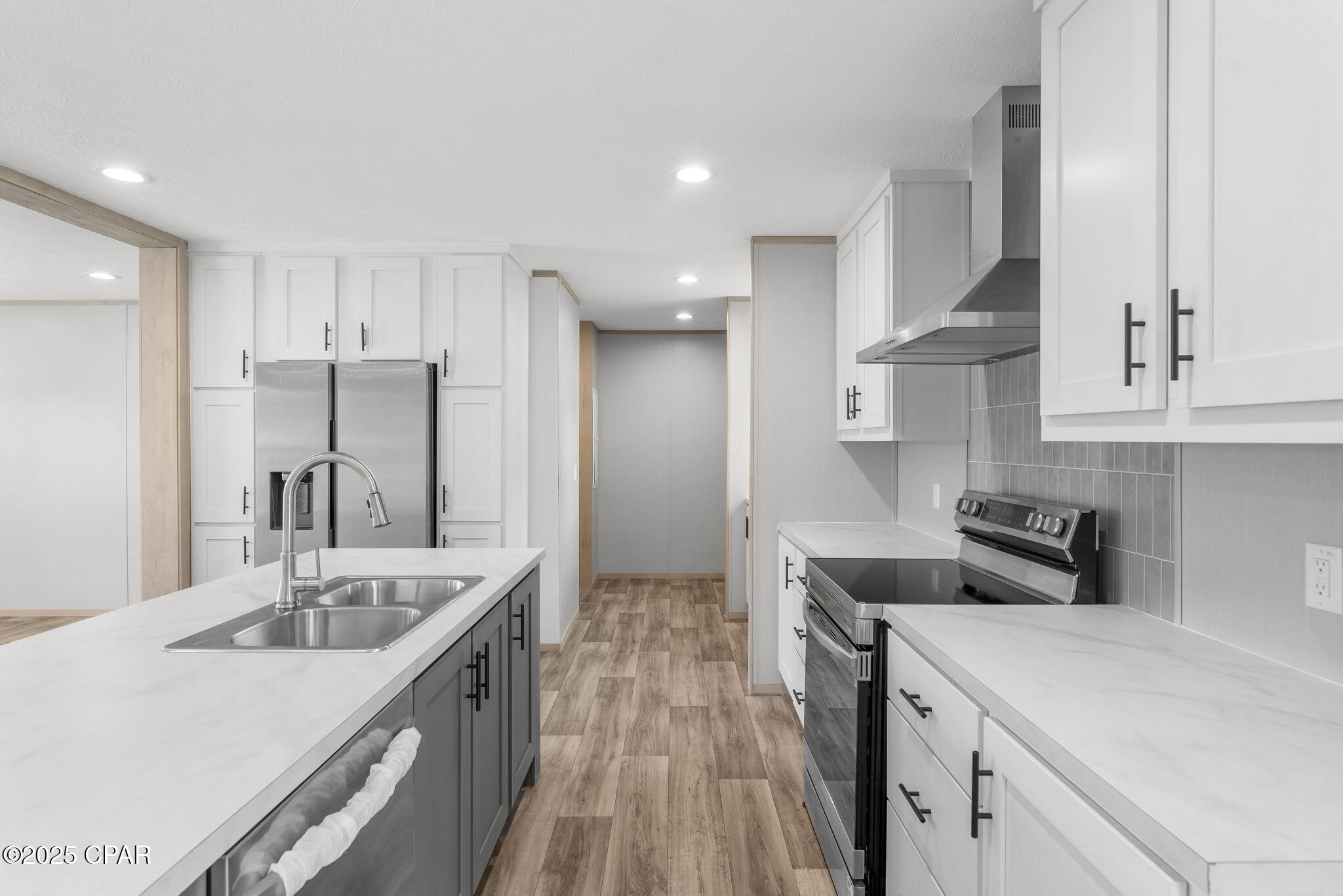 Image 8 For 3715 4th Street Street