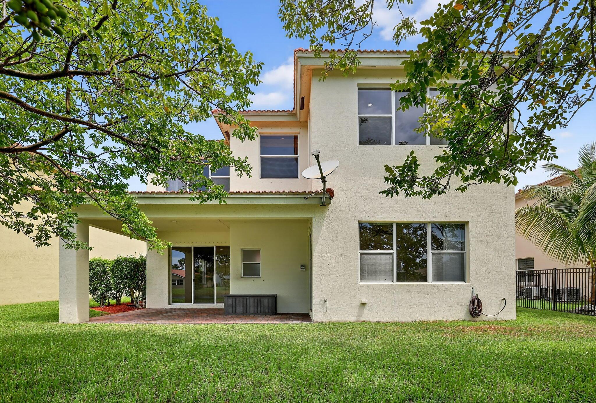 Homes for sale in Port St. Lucie, FL | 2217 Sw Newport Isles Boulevard, Port St. Lucie, FL 34953 | MLS# R11114379