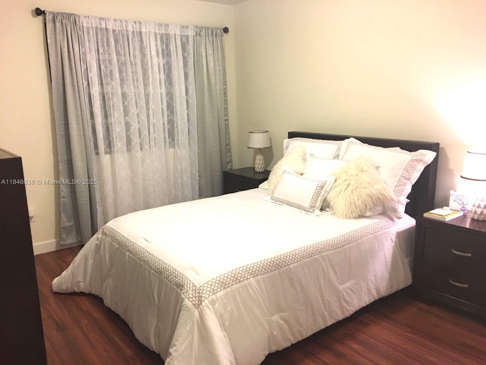 Property photo # 4