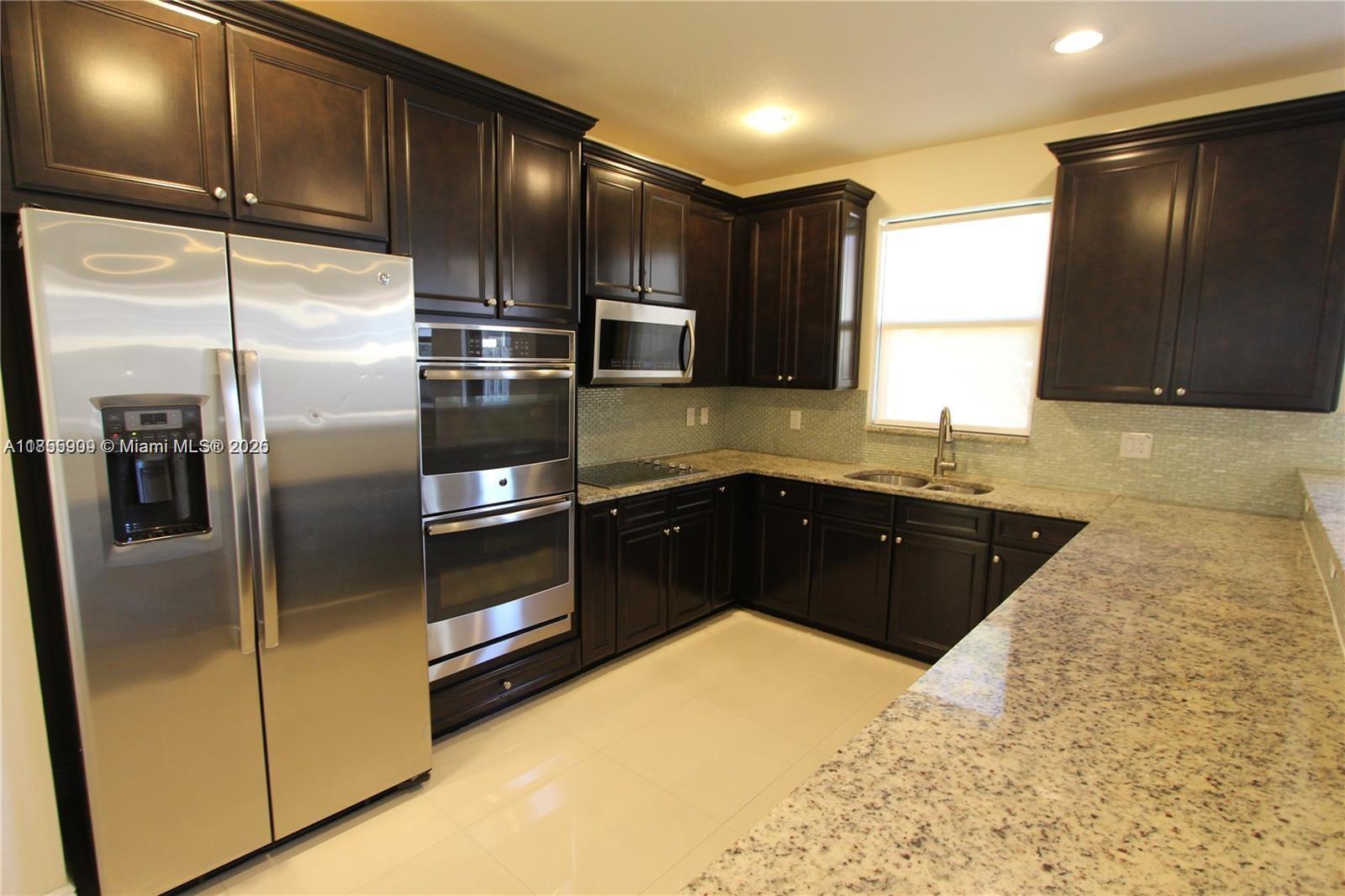 Property photo # 6