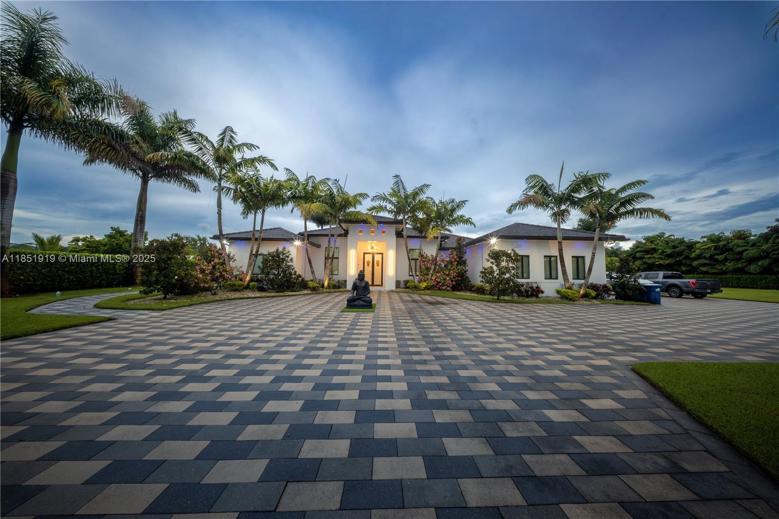 Escape the Miami hustle and find your private retreat in the Redlands. This stunning custom-built estate offers 5 very spacious bedrooms, 4 bathrooms, a 2-car garage, and a resort-style saltwater pool with jacuzzi, Designed for comfort and luxury, it's the perfect blend of space, style, and privacy. Your personal oasis awaits--don't let it slip away.
