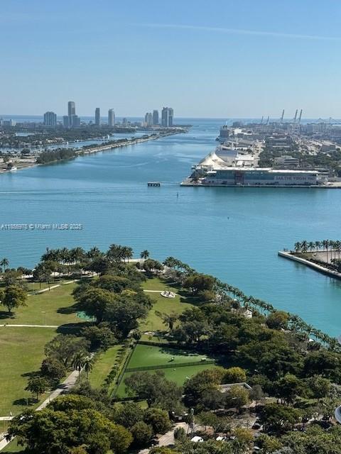 1040 Biscayne Blvd #2808, Miami FL 33132