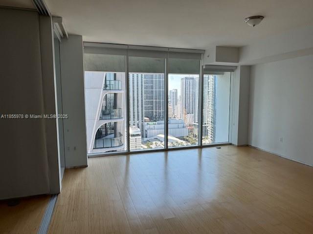 1040 Biscayne Blvd #2808, Miami FL 33132