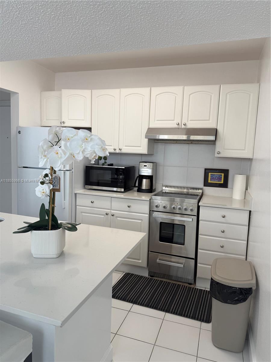 Property photo # 8