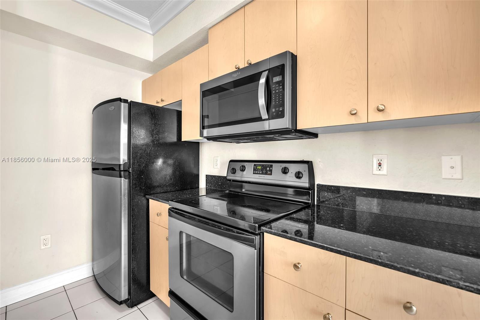 Property photo # 6