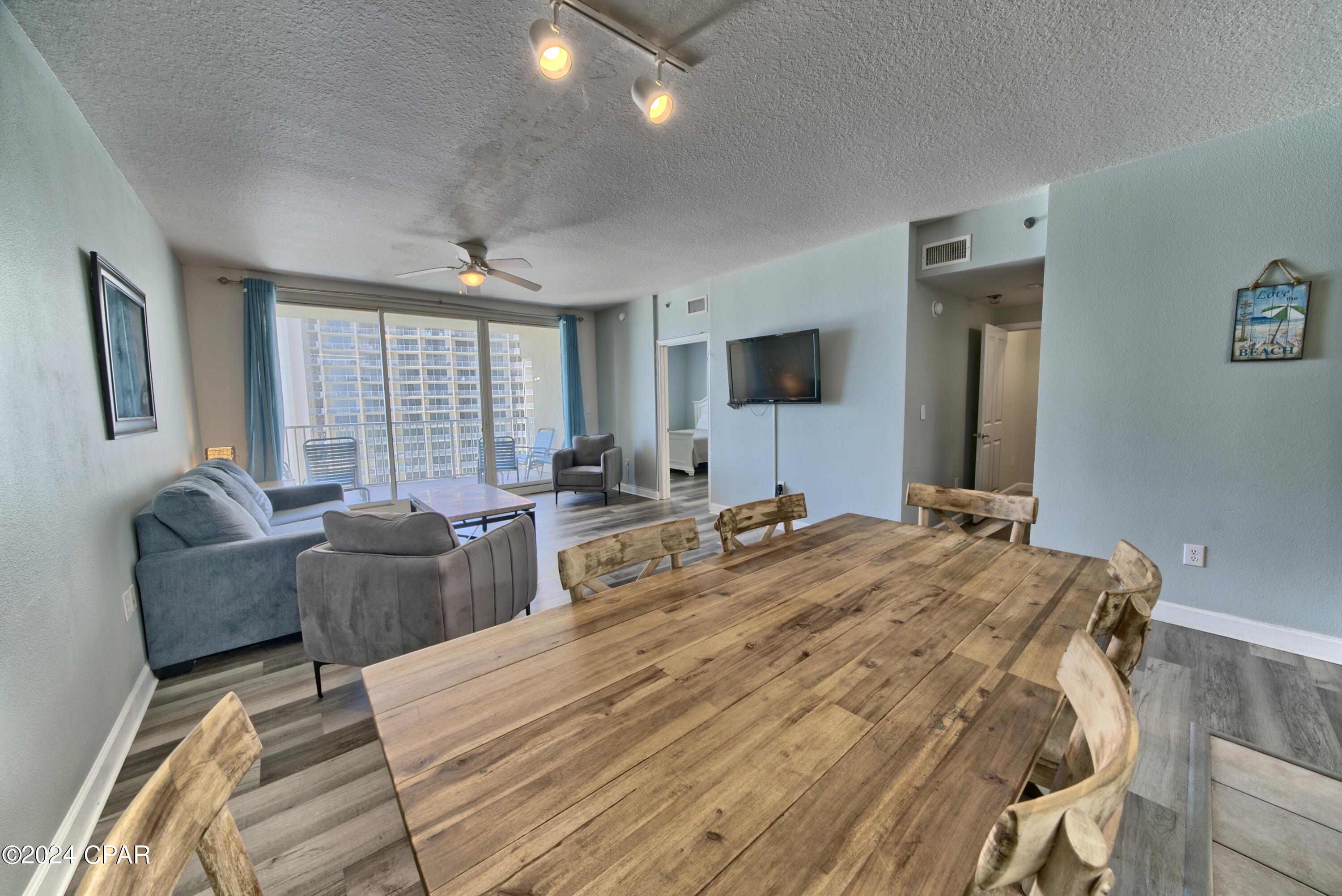 Image 3 For 9900 Thomas Drive 1428