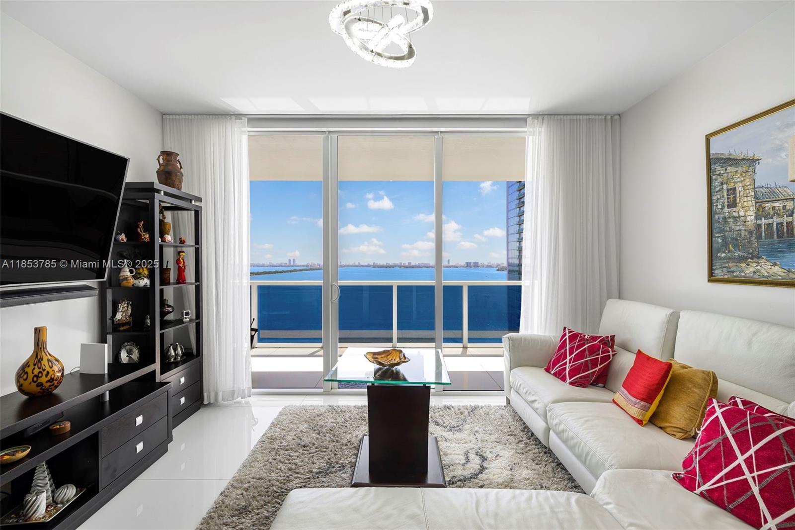 Apartamento à Venda em Miami, FL