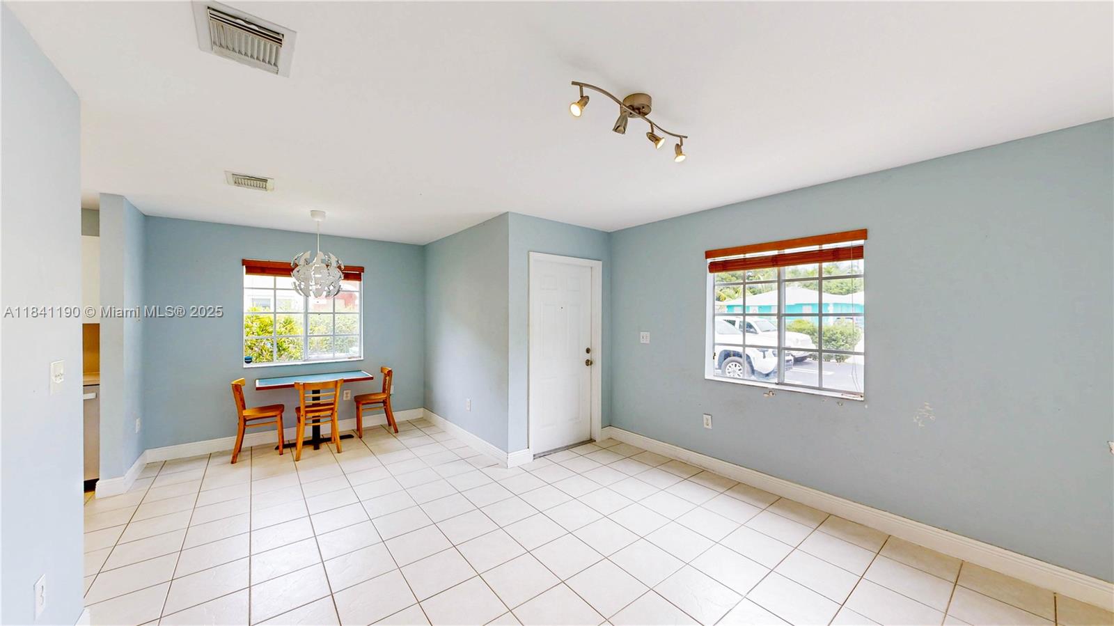 Property photo # 7