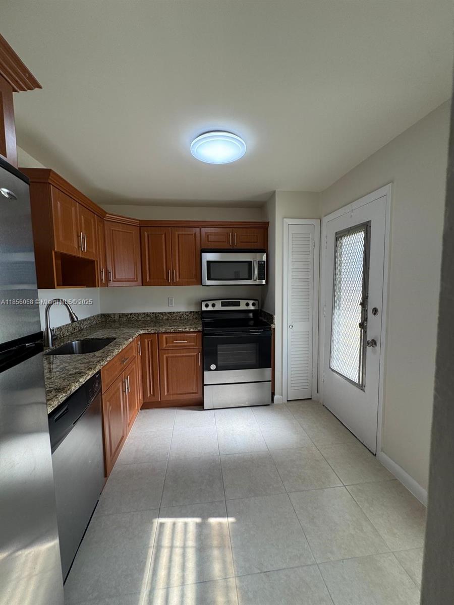Property photo # 0
