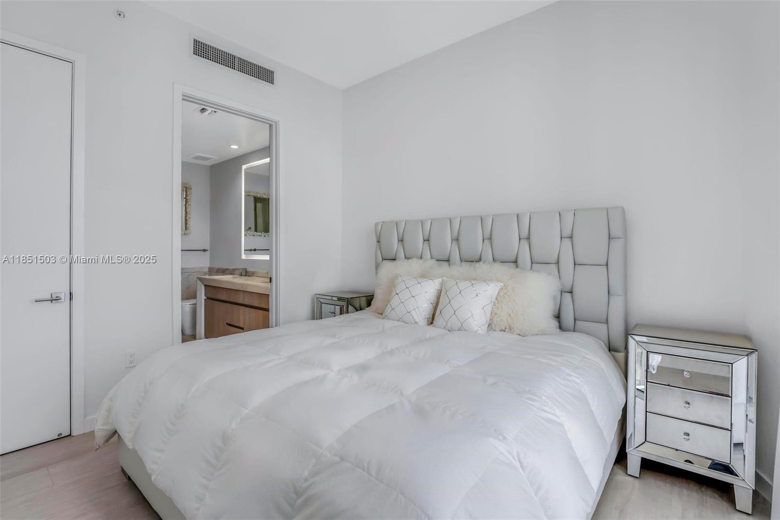 2831 S Bayshore Dr #2204, Miami FL 33133