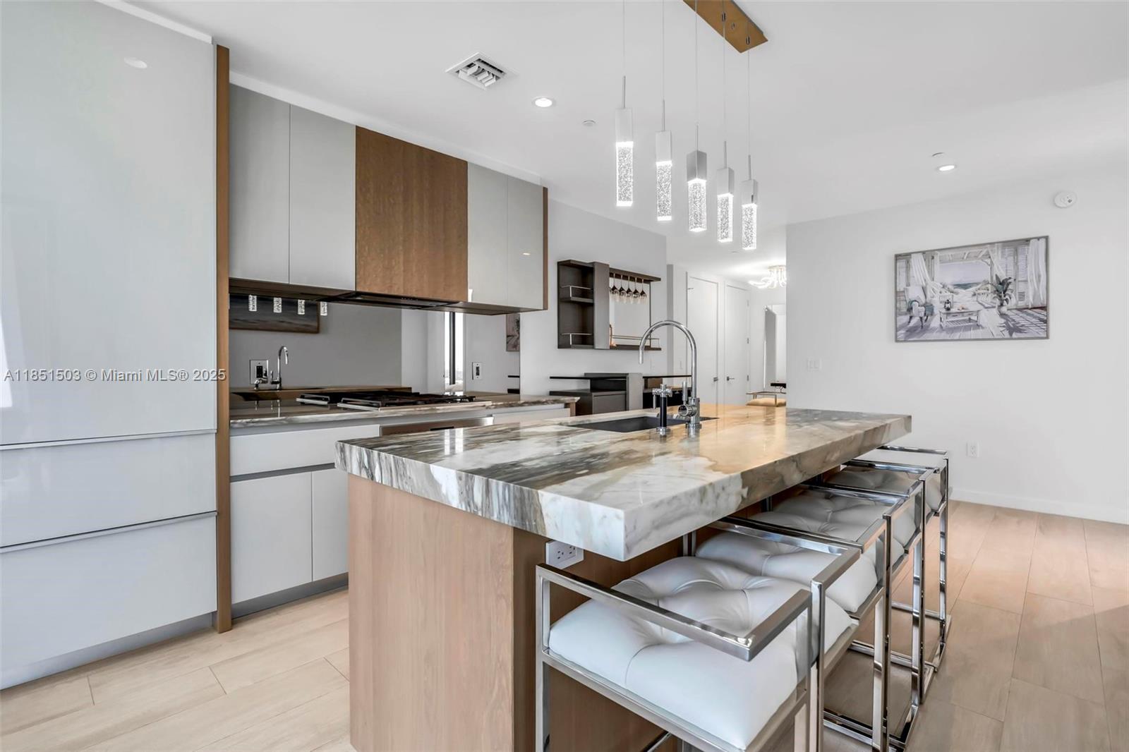 2831 S Bayshore Dr #2204, Miami FL 33133