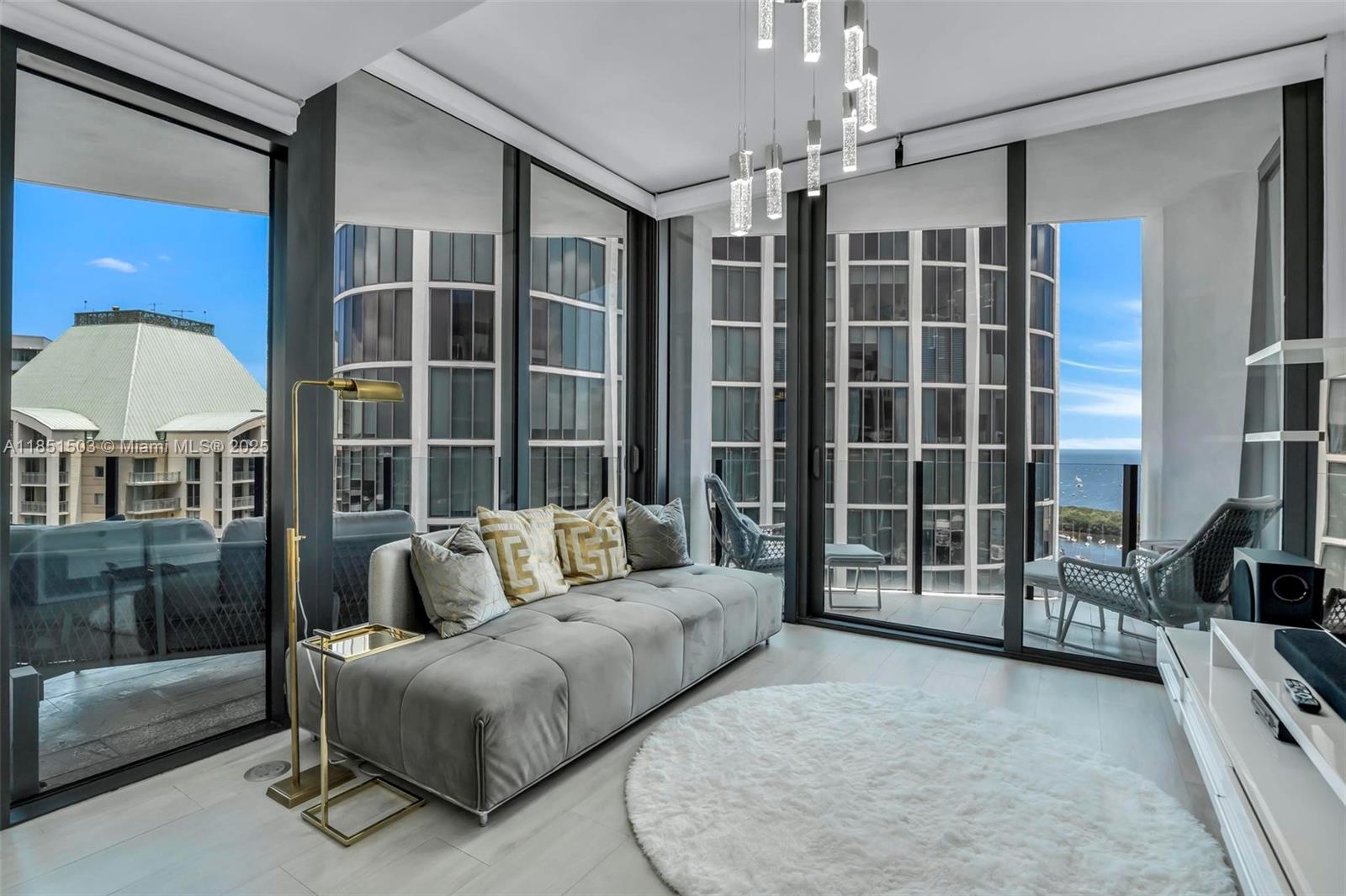 2831 S Bayshore Dr #2204, Miami FL 33133