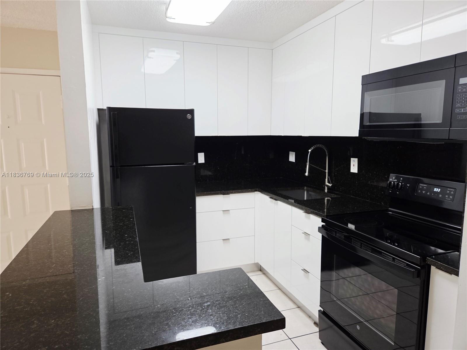 Property photo # 9